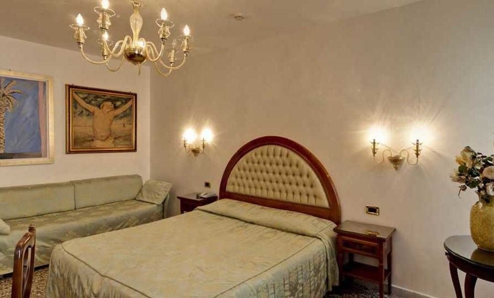 Hotel Antica Casa Carettoni Benátky Exteriér fotografie